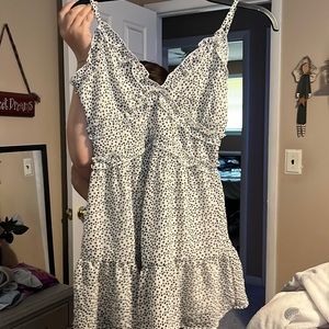 Black & White Charlotte Russe spaghetti strap medium size dress